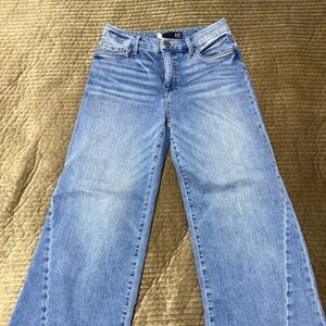 Kut from the Kloth Light Blue wide Leg Cropped Jeans